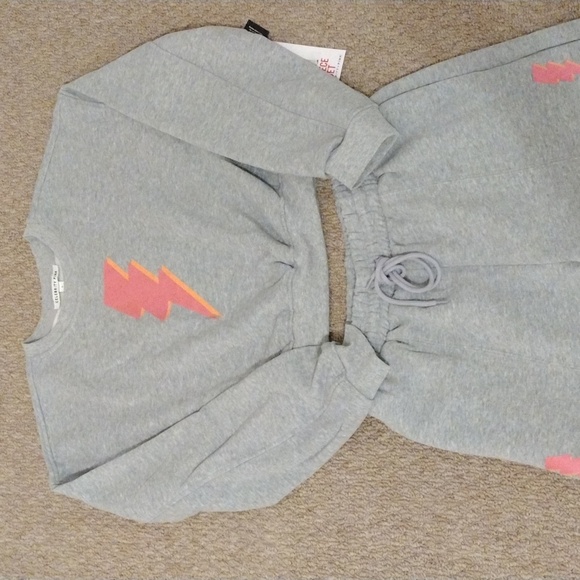 Celebrity Pink Juniors Set w/Sweater and Wide Leg Pants. - Picture 10 of 14